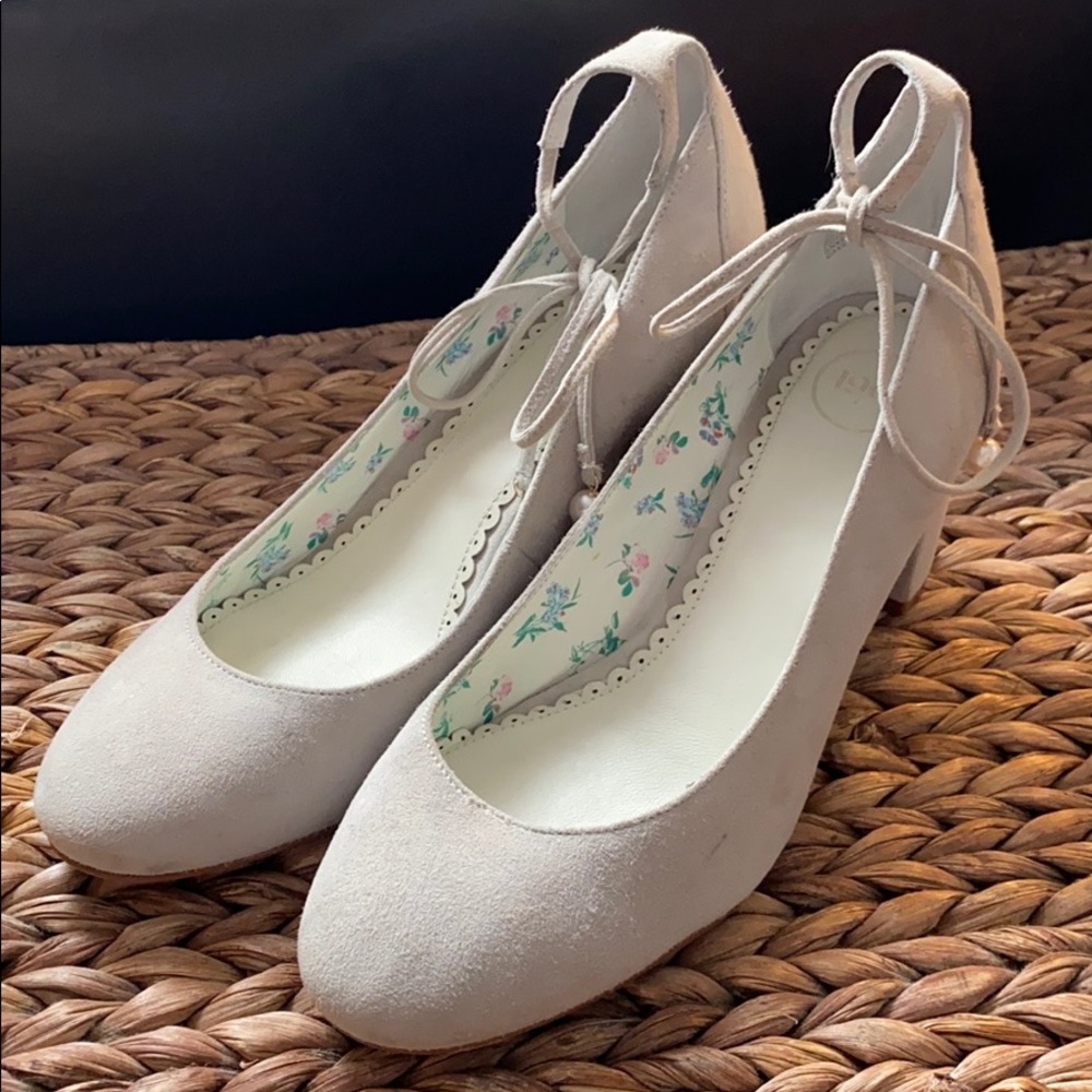 1901 Heels Sz 7